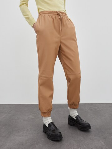 EDITED Tapered Hose 'Madison' in Beige: predná strana