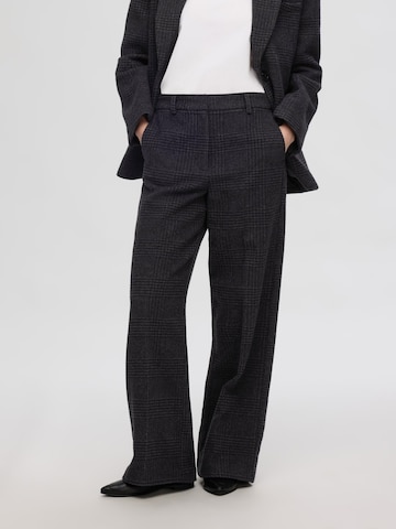 SELECTED FEMME Regular Pants in Grey: front