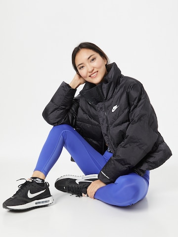 Nike Sportswear Between-season jacket in Black