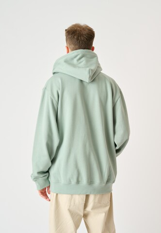 Cleptomanicx Sweatshirt 'Ligull Boxy' in Green