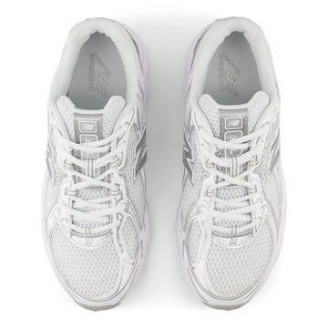 new balance Platform trainers '740' in White