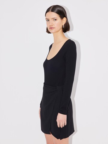 Tricou body 'Elis' de la LeGer by Lena Gercke pe negru