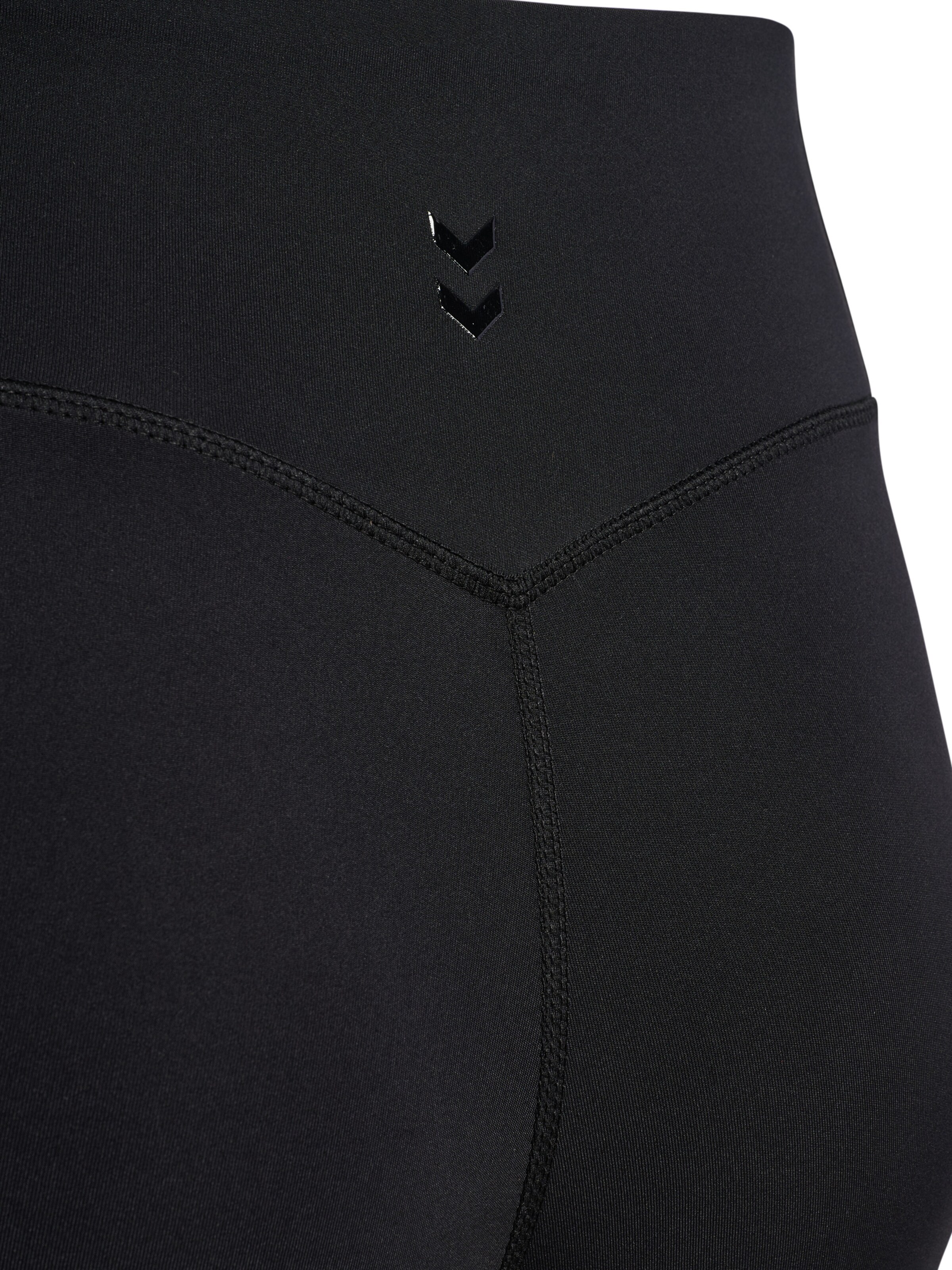 Hummel Regular Sporthose in Schwarz