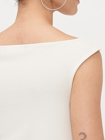 Vero Moda Petite Shirts i beige