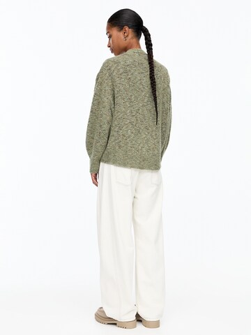 Pull&Bear Pullover in Grün