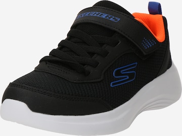 SKECHERS Sneaker in Schwarz: Vorderseite