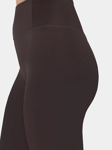 Girlfriend Collective regular Bukser ' Float ' i brun