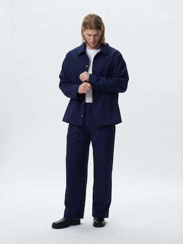 Geacă de primăvară-toamnă de la KARIA by Loris Karius pe albastru