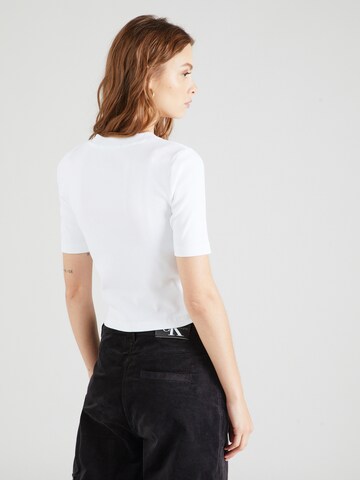T-shirt Calvin Klein Jeans en blanc