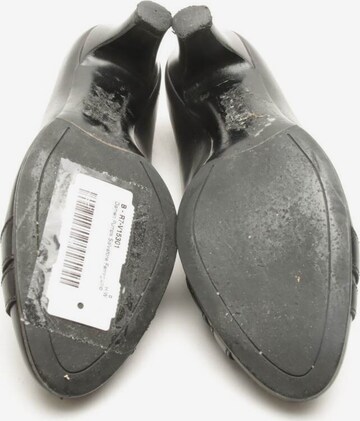 Salvatore Ferragamo High Heels & Pumps in 39 in Black