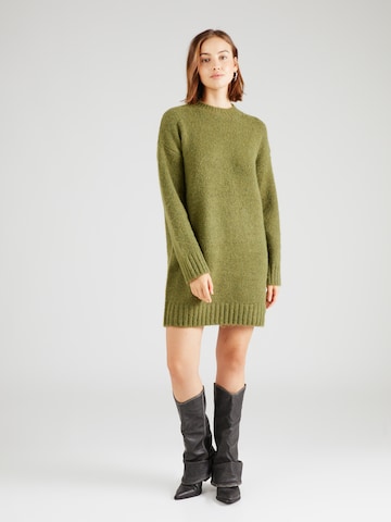 TOPSHOP Knitted dress in Green: front