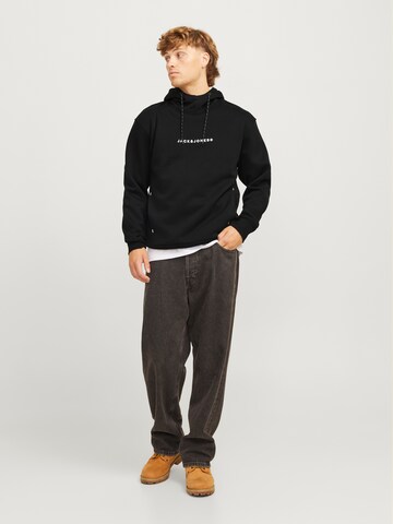 Sweat-shirt 'JJTree' JACK & JONES en noir