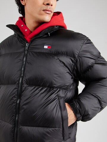 Tommy Jeans Winterjas 'Alaska' in Zwart