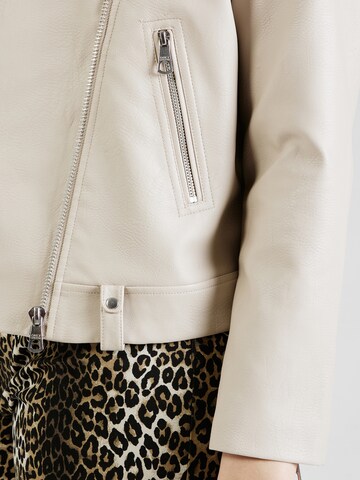 Giacca di mezza stagione 'CARVERA' di ONLY Carmakoma in beige