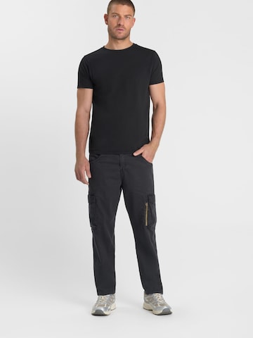 Regular Pantalon cargo 'BULLET' Le Temps Des Cerises en noir : devant