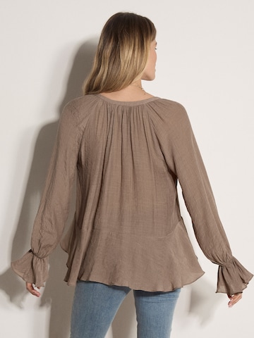 Chemisier ' ' Apricot en gris