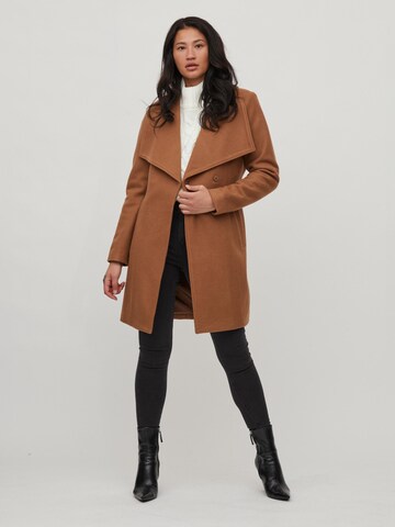 VILA Between-Seasons Coat 'Director Lus' in Brown