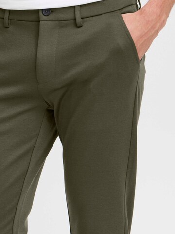 Slimfit Pantaloni chino 'Helmer' di BLEND in verde