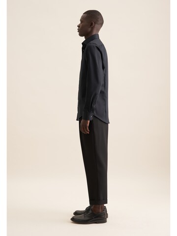 Coupe regular Chemise business SEIDENSTICKER en noir
