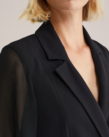 WE Fashion Košilové šaty – černá