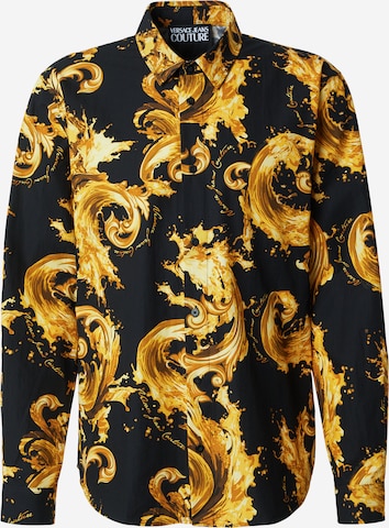Versace Jeans Couture Comfort Fit Paita värissä musta: etupuoli