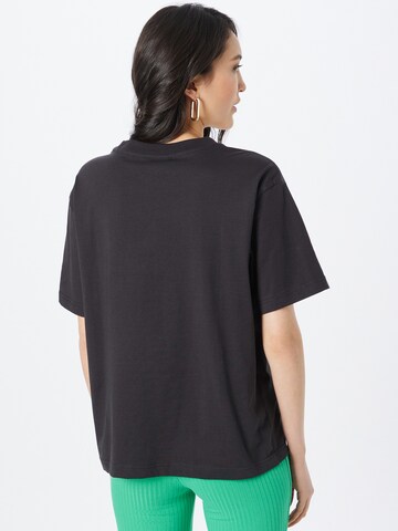 Monki T-Shirt in Schwarz