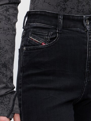 DIESEL - Acampanado Vaquero '1973 D-PARTT' en negro