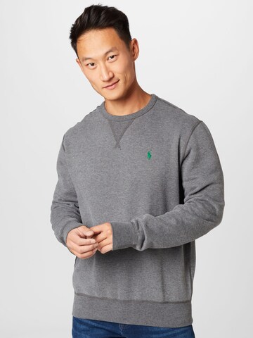 Polo Ralph Lauren - Regular Fit Sweatshirt em cinzento: frente