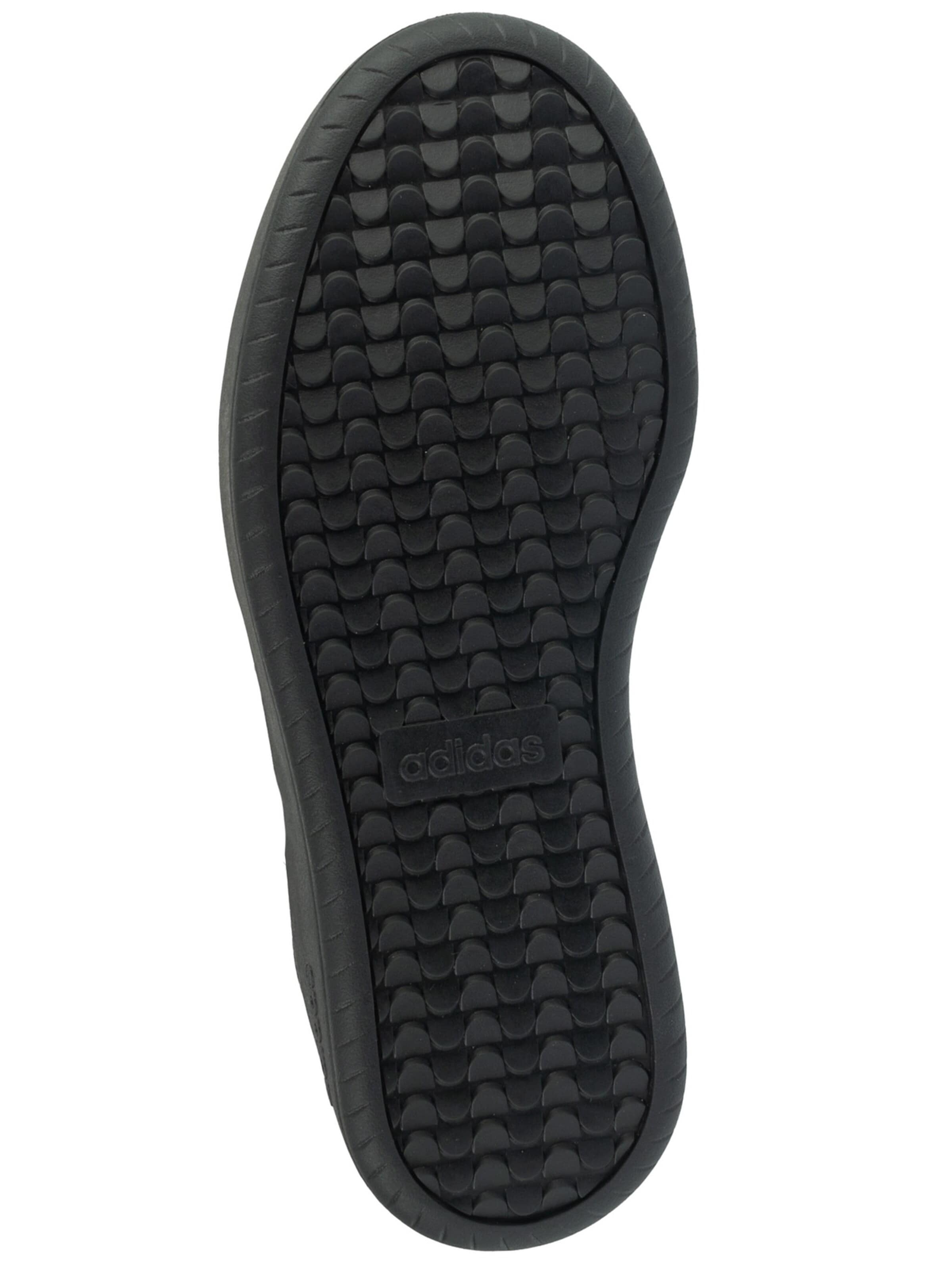 ADIDAS PERFORMANCE Sneaker low 'adidas Barreda'‌‌‌‌‌‌‌‌‌ in Schwarz