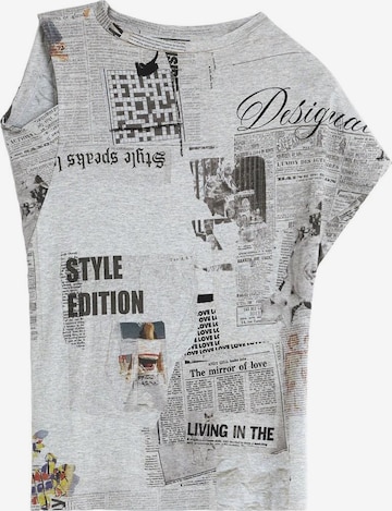 Tricou de la Desigual pe gri: față