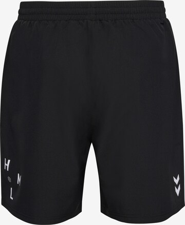 Hummel Regular Sportshorts in Schwarz