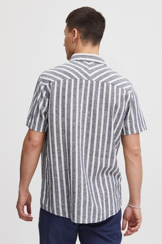 11 Project - Ajuste regular Camisa 'Prochy' en azul