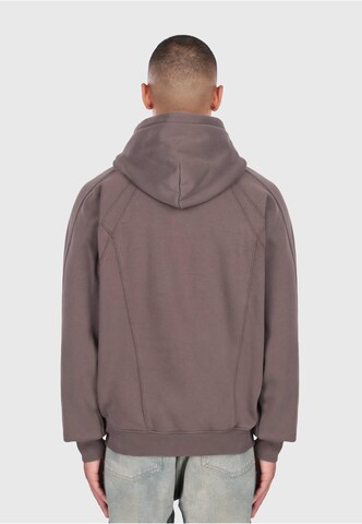 Dropsize Sweatshirt in Braun
