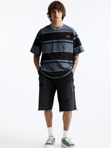 Pull&Bear Loosefit Shorts in Schwarz