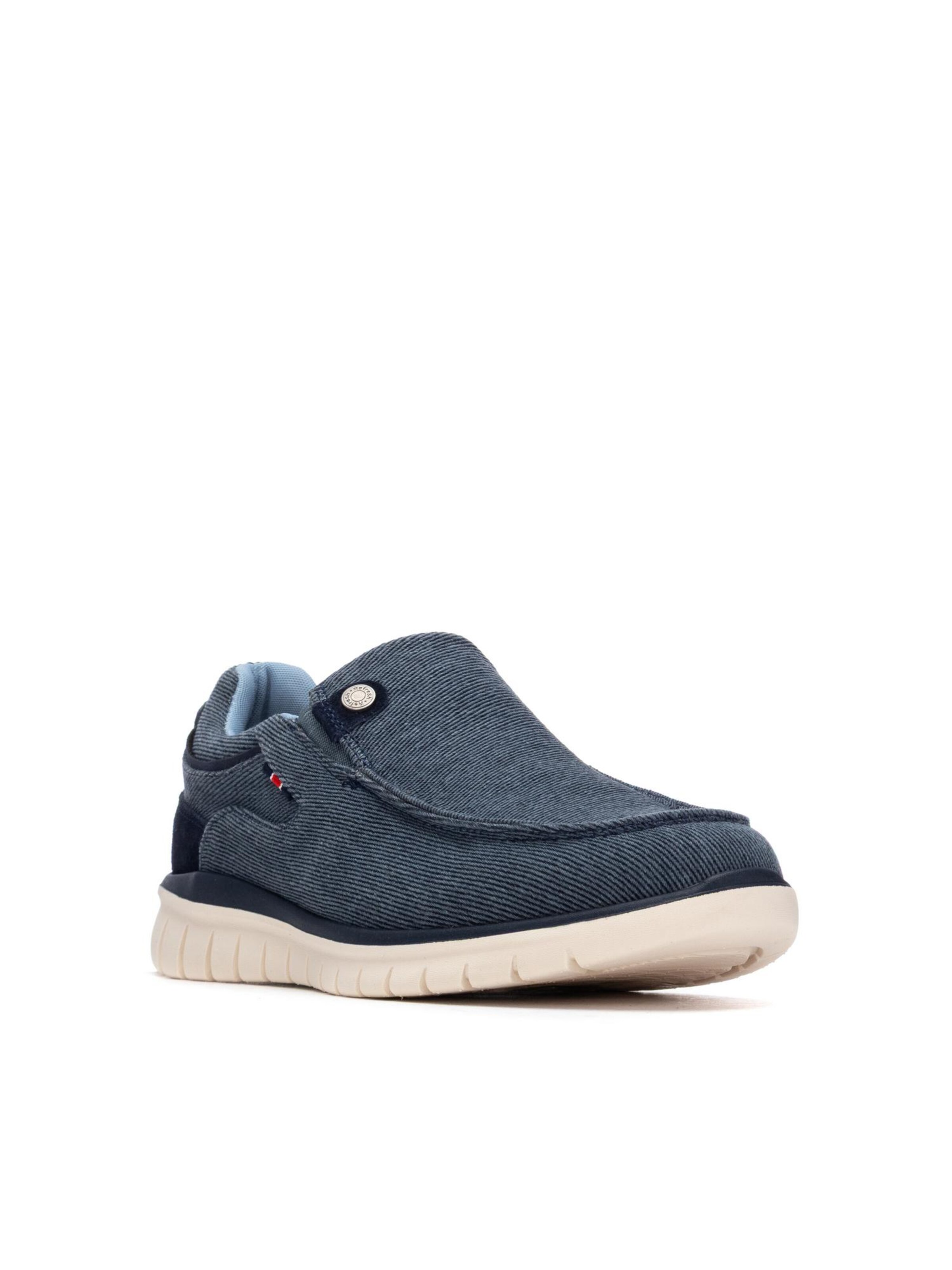 Refresh Athletic Shoes in Blue