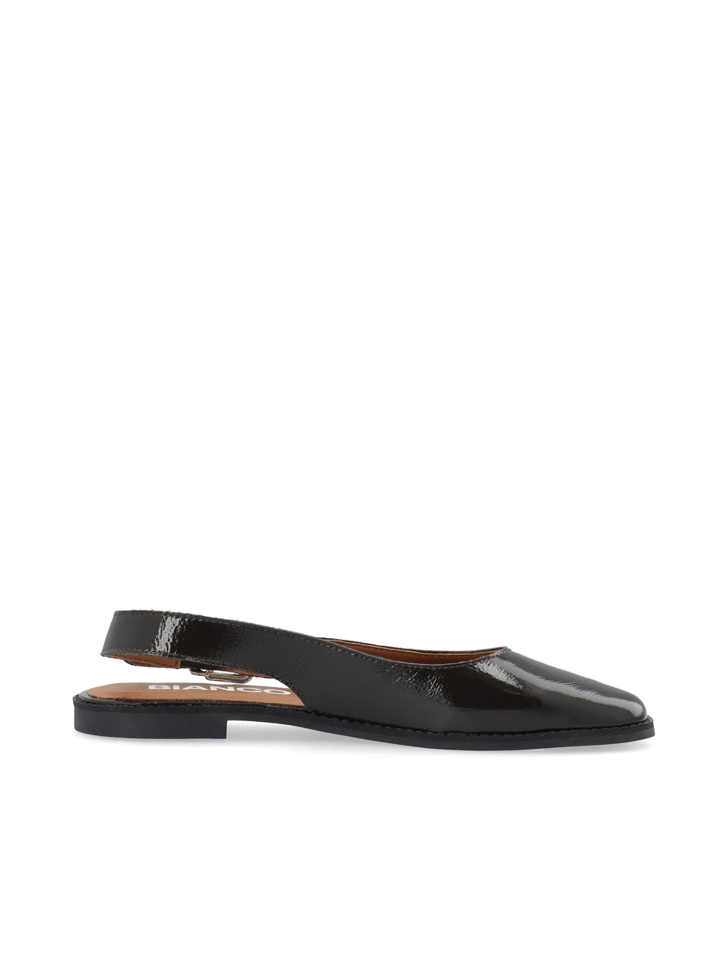Bianco Strap ballerina 'Dania' in Brown