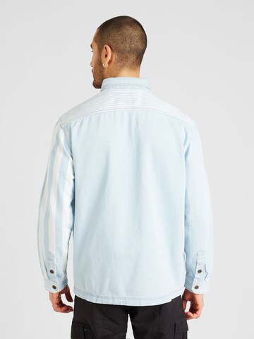 Lee Regular fit Button Up Shirt in Blue