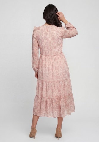 Usha - Vestido en beige