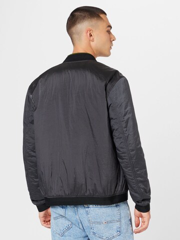 Veste mi-saison 'Overse' BOSS en gris