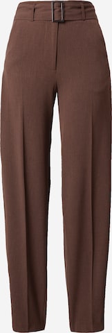 TOPSHOP Tapered Trousers with creases in Brown: front