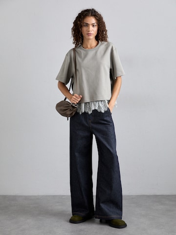 Munthe T-shirt 'RACH' i grå