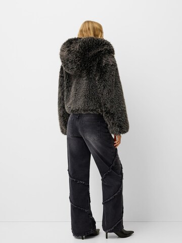 Bershka Regular Jeans i svart