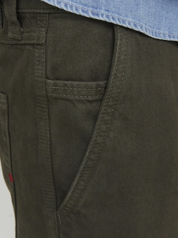 Loosefit Pantaloni eleganți ' RE 750' de la R.D.D. ROYAL DENIM DIVISION pe verde