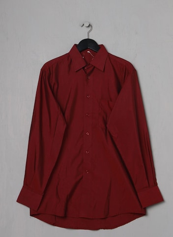 eco Button Up Shirt in M in Red: front