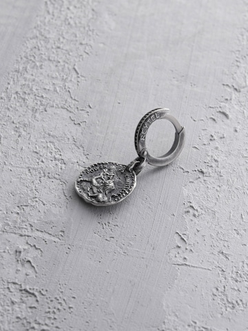 REYTEL Ohrring 'ANTIC NUMMUM. POWER IS LIMITLESS' in Silber: Vorderseite