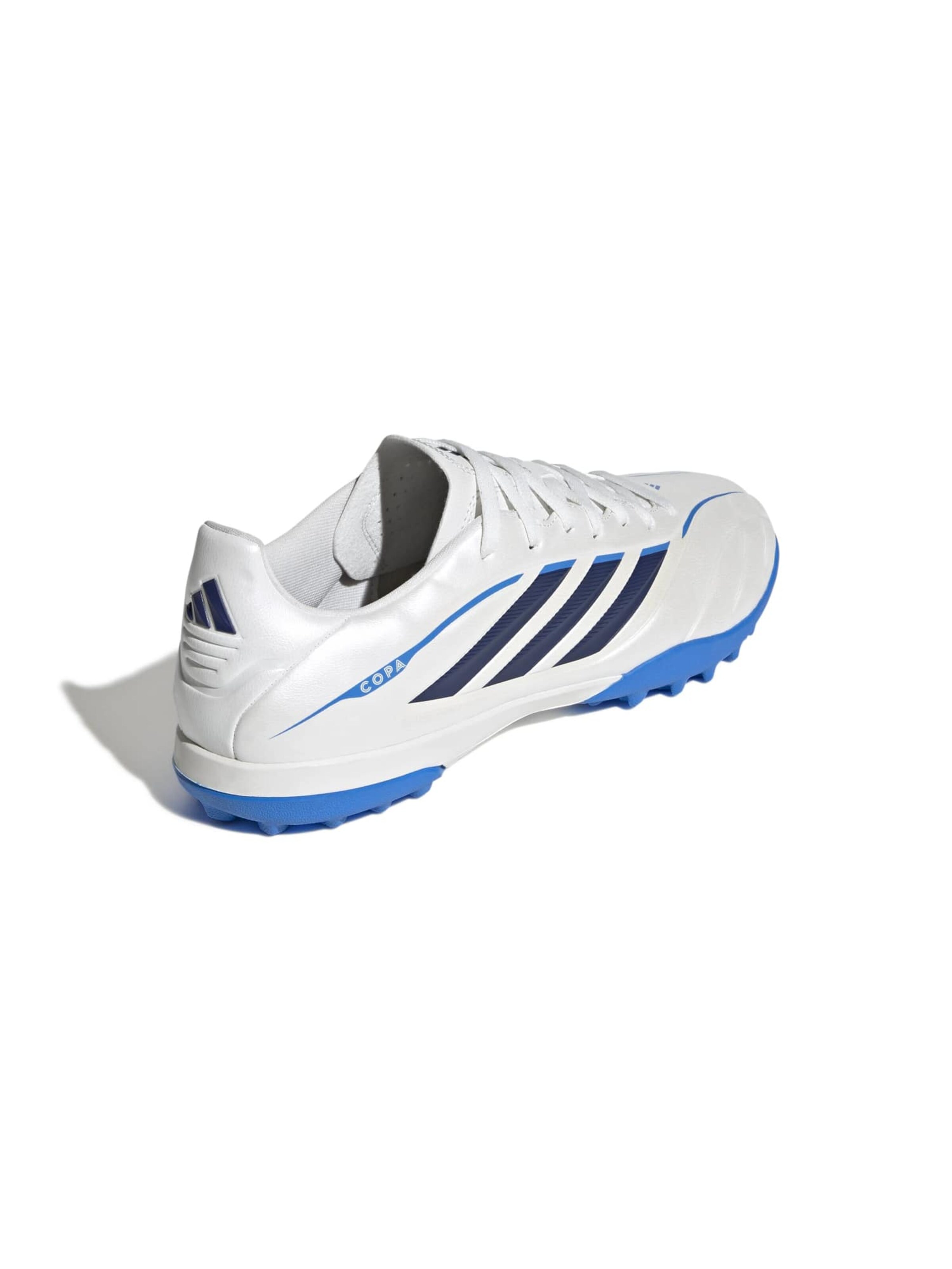 ADIDAS PERFORMANCE Jalgpallijalats 'COPA PURE IV CLUB', värv valge