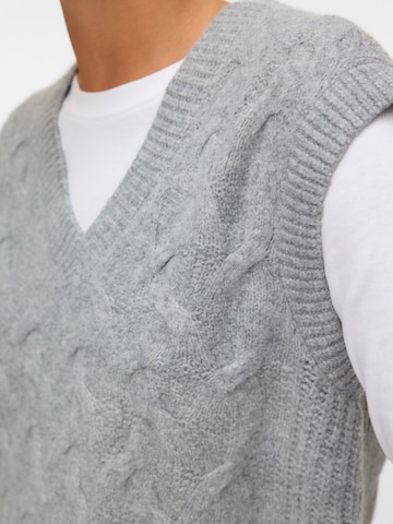 VERO MODA Sweater 'VMPIPER' in Grey