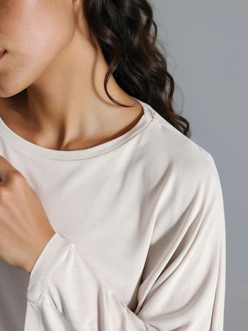 T-shirt Busem en beige