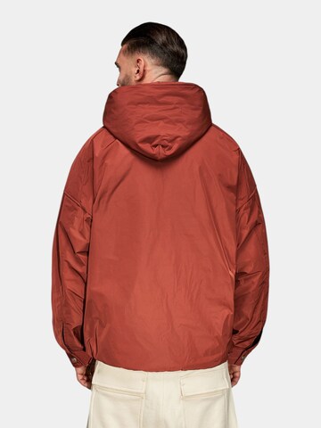 Giacca di mezza stagione 'Quiet Street Jacket - J17656' di Made By Society in rosso