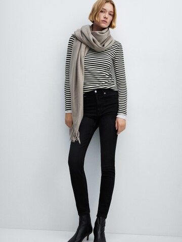 MANGO Skinny Jeans 'Abby' in Black